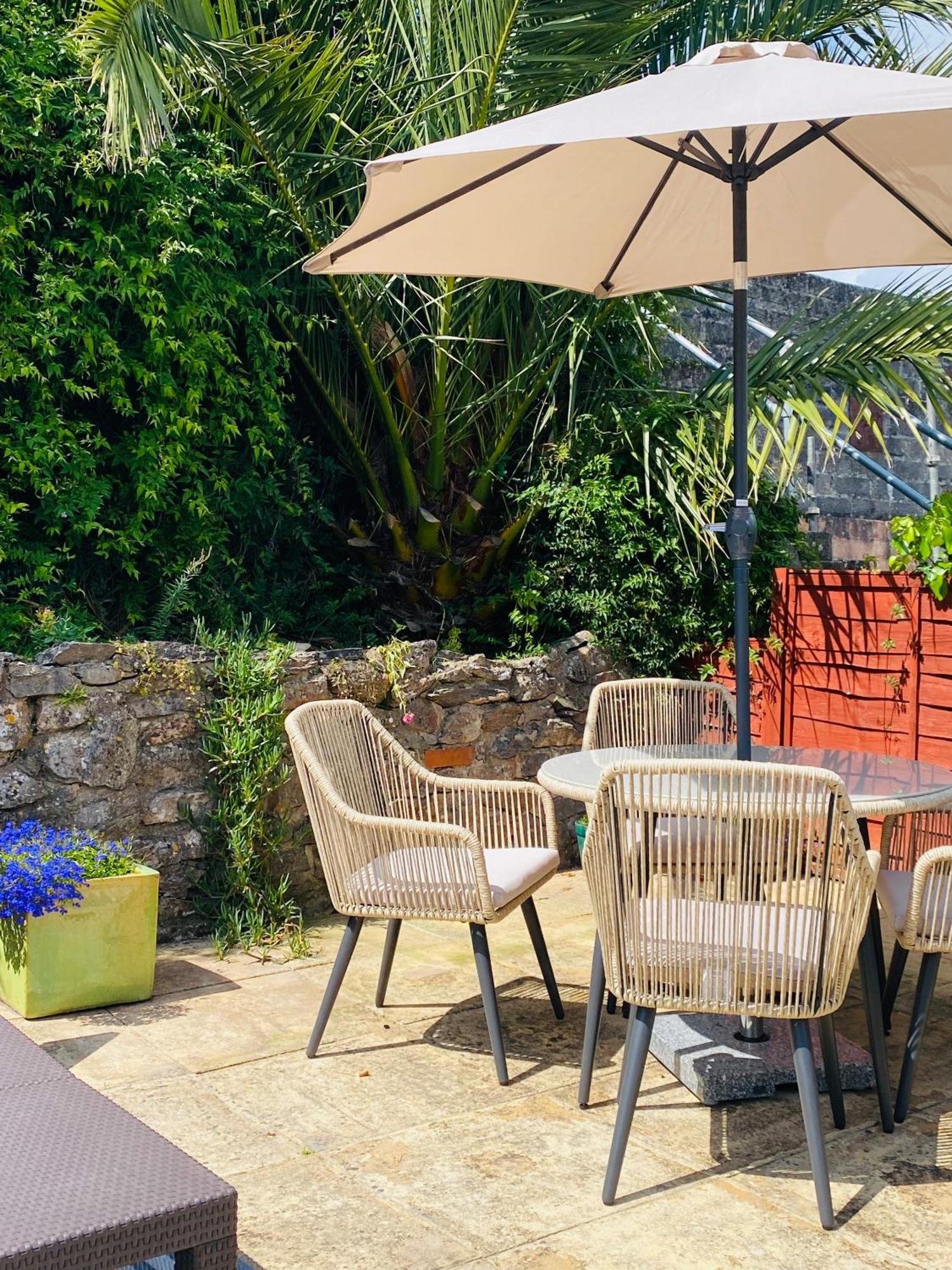 Little Trevio - Seaside Haven With Parking And Sea Views Διαμέρισμα Brixham Εξωτερικό φωτογραφία