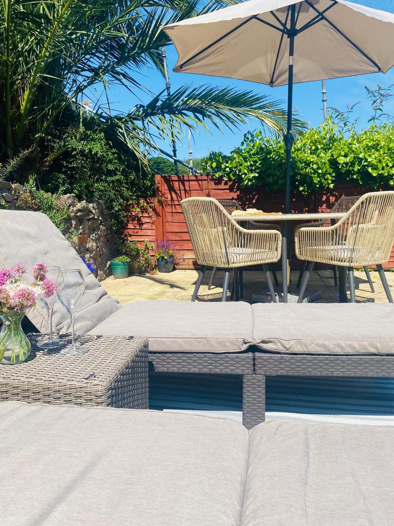 Little Trevio - Seaside Haven With Parking And Sea Views Διαμέρισμα Brixham Εξωτερικό φωτογραφία